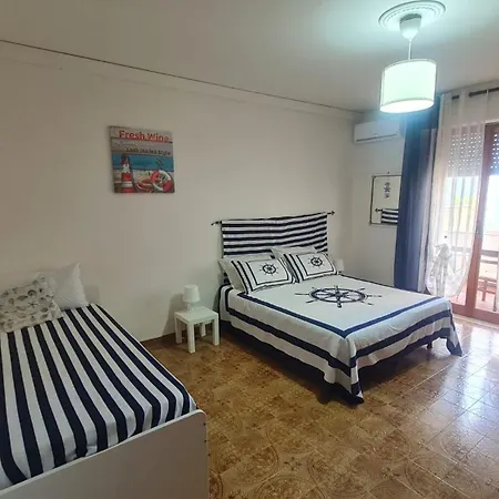 Апартаменты Gente Di Mare Center Тропея