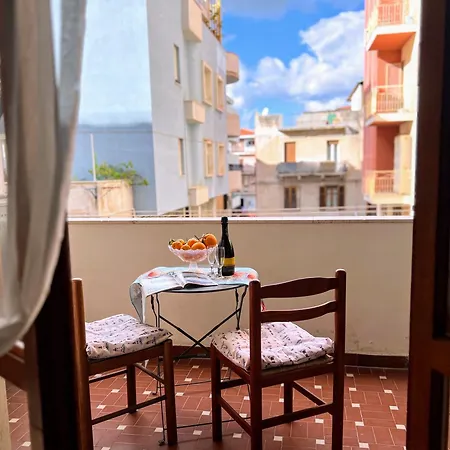 Gente Di Mare Center شقة