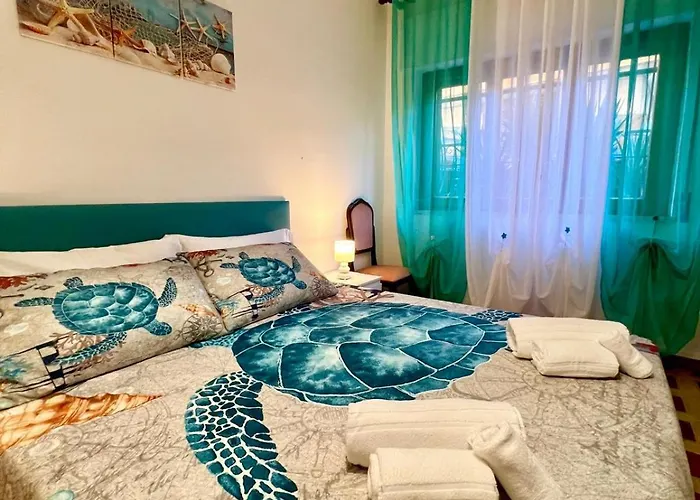 Gente Di Mare Center شقة تروبيا