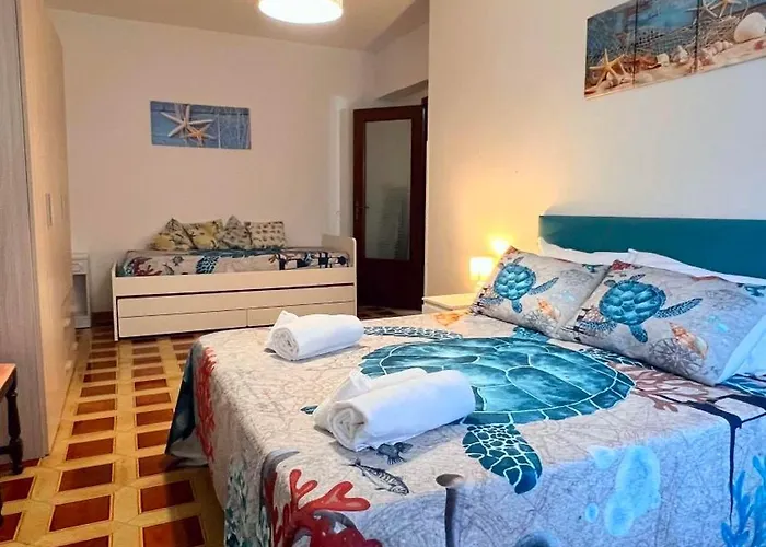 Gente Di Mare Center شقة *