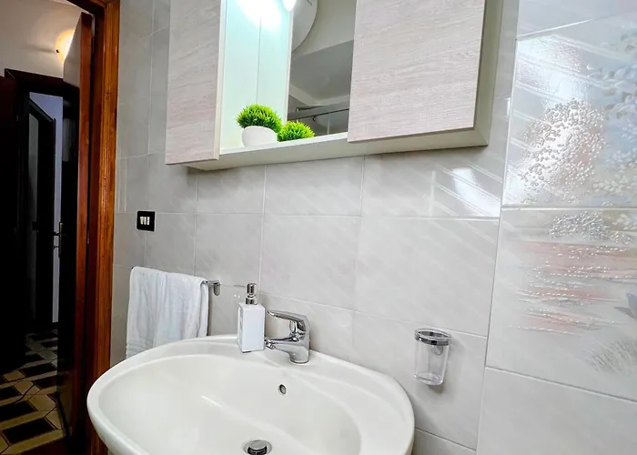 Gente Di Mare Center شقة