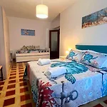 Gente Di Mare Center Apartment *