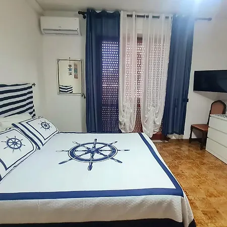 Gente Di Mare Center Апартаменты Тропея