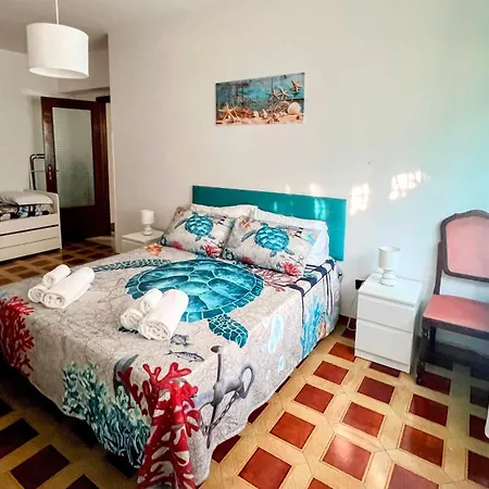 Gente Di Mare Center Апартаменты *